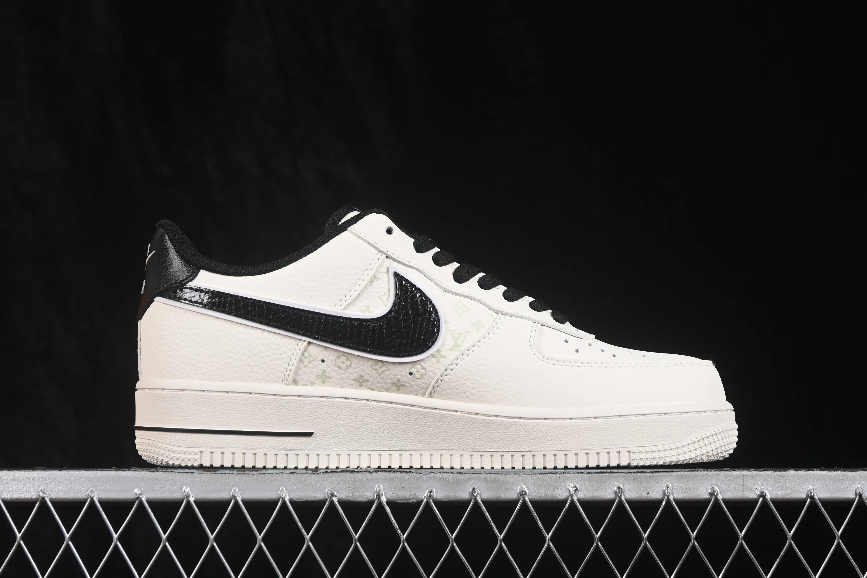 All categories Nk Air Force 1 Air Force series Nk Air Force 1 Low Air Force low-top Nike Air Force 1'07 Low joint model Air Force 1 low-top casual sneakers GS2288-010